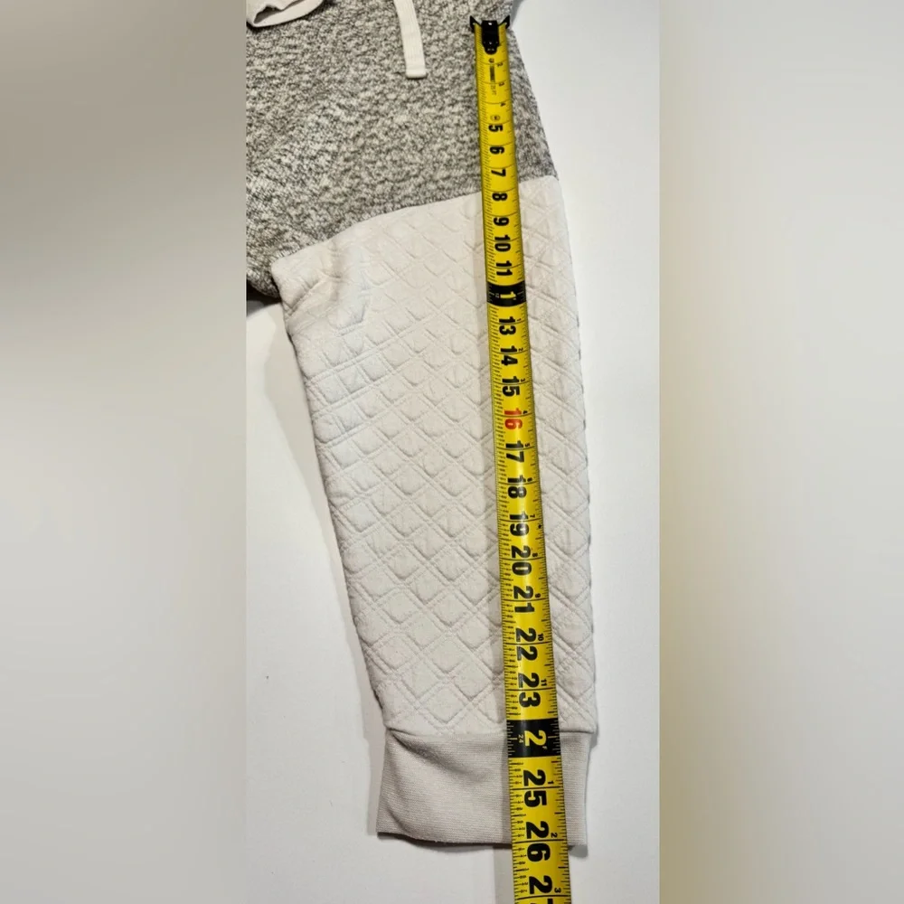 Madewell Quilted Sleeve Hoodie Sweatshirt Ivory/Gray Size Large Style #NB523 - Picture 9 of 9